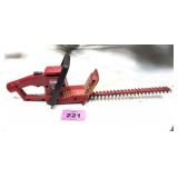 ELECTRIC HEDGE TRIMMER
