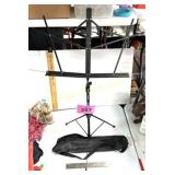 NEW MUSIC STAND