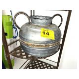 METAL PLANTER