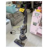 DYSON VACUUM