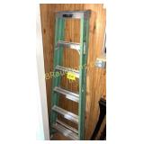 KELLER FIBERGLASS LADDER