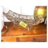 WIRE BASKET