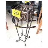 FERN STAND