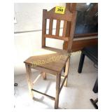 WOOD CHAIR