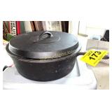 CAJUN CLASSIC CAST IRON COOKER WITH LID
