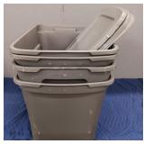 (4) Totes With 3 Lids