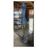 Outdoor Table w/ Umbrella