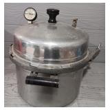 1930s Burpee Aristocrat Cooker