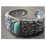 Fashion Bracelet w/ Turquoise Like Stones