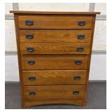 Nice Wood 5-Drawer Dresser