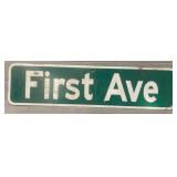 ï¿½First Aveï¿½ Street Sign