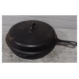 Griswold Cast-Iron Skillet w/Lid #10