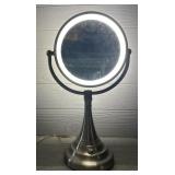 Lighted Makeup Mirror w/ Reg & 5x Magnification