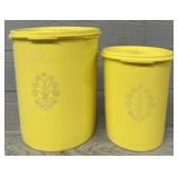 (2) Vintage Plastic Tupperware Lidded Containers