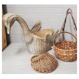 (4) Baskets