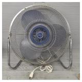 Lakewood Metal Fan