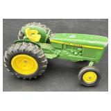 1970ï¿½s Die Cast John Deere Tractor