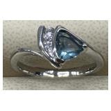 Beautiful Faceted Trillion Cut Aquamarine Ring