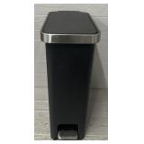 Hana Slim 10.5 Gallon Step-Open Kitchen Trash Can