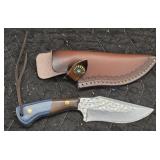 Hunting Two Tone Wood Handle Knife w/ Sheath