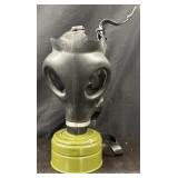 Old Cold War Model #4 Civilian Gas Mask w/Filter