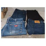 (4) Pairs of Jeans