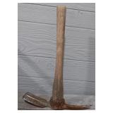 Small Axe Pick