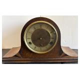 Vintage Wooden Mantel Clock w/Key
