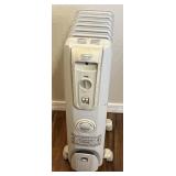 DeLonghi Electric Oil Heater
