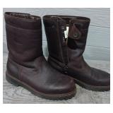 Pair of Tecncin Boots