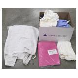 (23) Assorted Womens Clothes