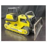 1980ï¿½s Tonka Metal Bulldozer Crawler