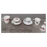Bell 4 Tea Cups 2 Saucers
