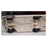 mfgr specs on bottom >>