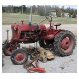 1950 Farmall Cub >