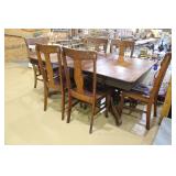 split base oak table with >>