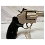 6 shot double action revolver>