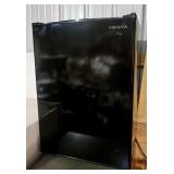 Insignia small fridge>