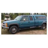 Super Nice Chevy 3500 Dually Pickup>