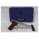22. Smith Wesson model 622 22lr >