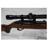 close up >