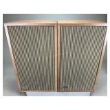 KLH 38 Speakers