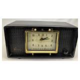 Sylvania 598 Panelescent Clock Radio