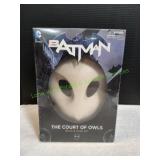 DC Comics The Court of Owls Book & Mask Set