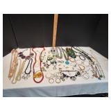 Vtg Necklaces, Earrings & Bracelets
