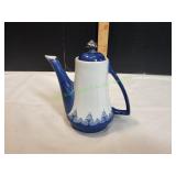 Vtg Bombay Blue/White Porcelain Arabesque Teapot
