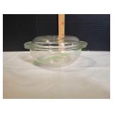 Pyrex Glass Casserole Dish w/ Lid, 023 w/ Lid