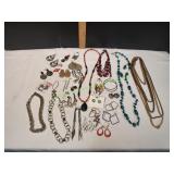 Vtg Necklaces & Earrings