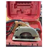 Milwaukee Heavy-Duty 7 1/4" Circular Saw