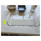 (1) 9x13 Baking Dish, (2) Loaf Pans & More
